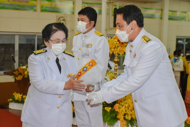พิธีถวายเครื่องราชสักการะวางพานพุ่มจุดเทียนถวายพระพรชัยมงคลเนื่องในโอกาสวันเฉลิมพระชนมพรรษา 28ก.ค.65
